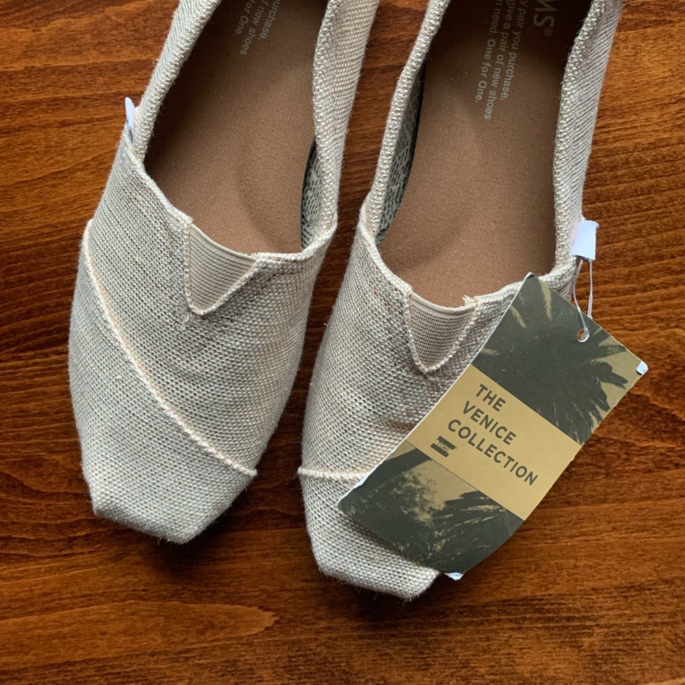 TOMS VENICE COLLECTION SLIP-ON SHOES
